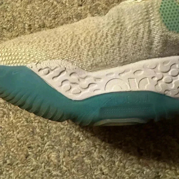 Nike Air Zoom BB NYX ‘White Hyper Violet Crimson’ Size Men’s 8.5 - Picture 8 of 10